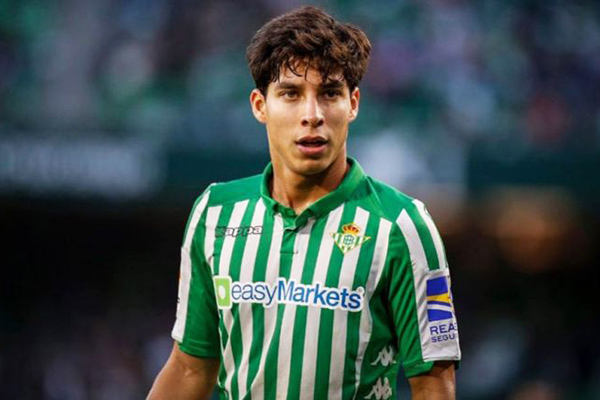 Diego Lainez, el único mexicano entre los contendientes al “Golden Boy Award”