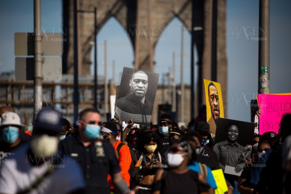 Neoyorquinos hacen marchas y protestas para conmemorar Juneteenth