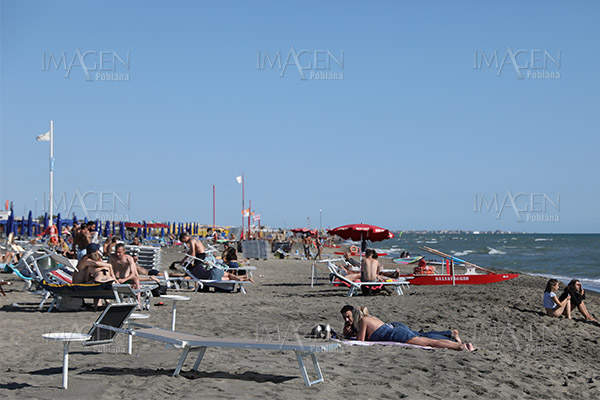 Cómo son las playas "anti-covid" en Europa