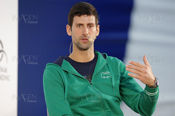 Djokovic se niega a hacerse test de covid-19 en Croacia