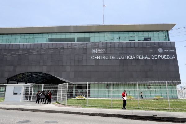 Dictan prisión preventiva al presunto feminicida de Gardenia y Dulce