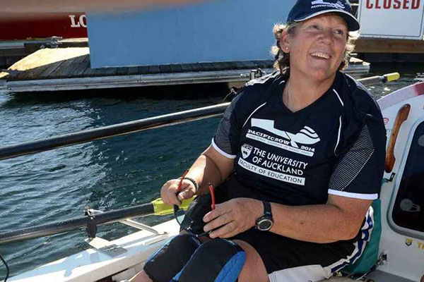 Encuentran cadáver de remera Angela Madsen amarrado a su bote