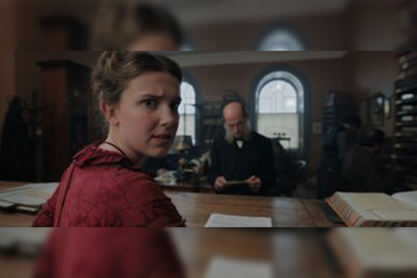 Netflix revela imágenes de Millie Bobby Brown como Enola Holmes