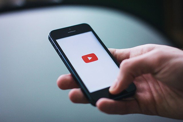 La actualización de iOS que saca de quicio a YouTube