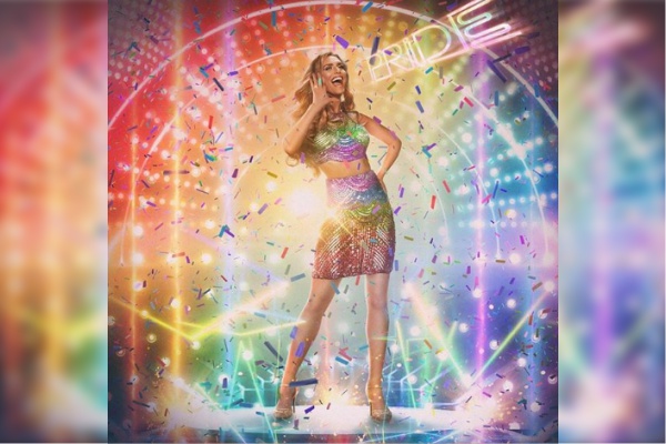 Así festejan los famosos el Día del Orgullo LGBT