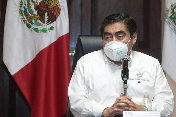 Necesario que sociedad responda ante pandemia: Barbosa