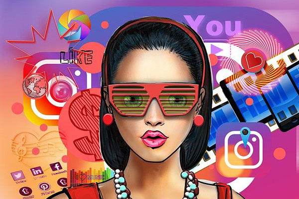 Fotos de influencers en Instagram tienen trucos, no debemos compararnos con ellas, dice modelo