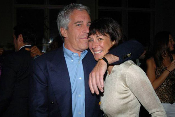 Detienen a expareja de Jeffrey Epstein por su participación en abusos a menores