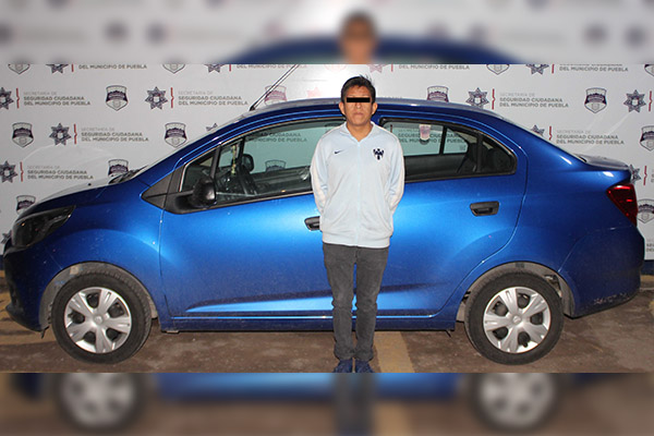 Detenido por conducir un auto robado; tiene amplio historial delictivo
