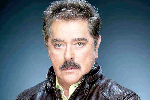 Fallece el actor Raymundo Capetillo por COVID-19 a los 76 años