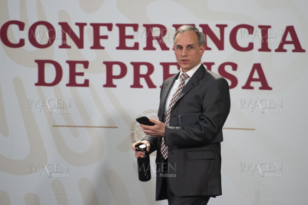 López-Gatell toma mal ejemplo de autoridades brasileñas