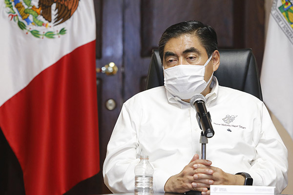 Desmiente Miguel Barbosa relación con Emilio Lozoya