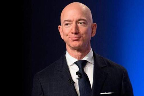 Jeff Bezos gana 13,000 millones de dólares en un solo día