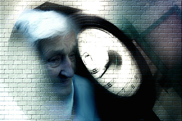 Dormir en exceso aumenta el riesgo de Alzheimer: científicos