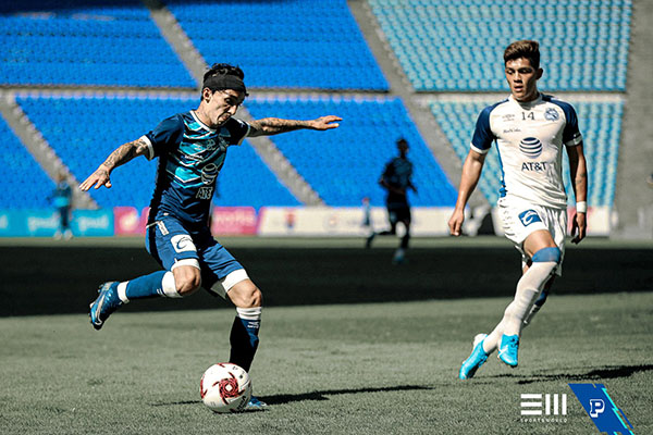 El Puebla, “vestido y alborotado” tras la postergación de su partido en Mazatlán