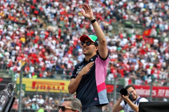“Lo importante es salir de ésta”, el mensaje de Checo Pérez tras cancelación del GP México