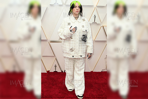Billie Eilish revela la fecha de estreno de su nuevo éxito