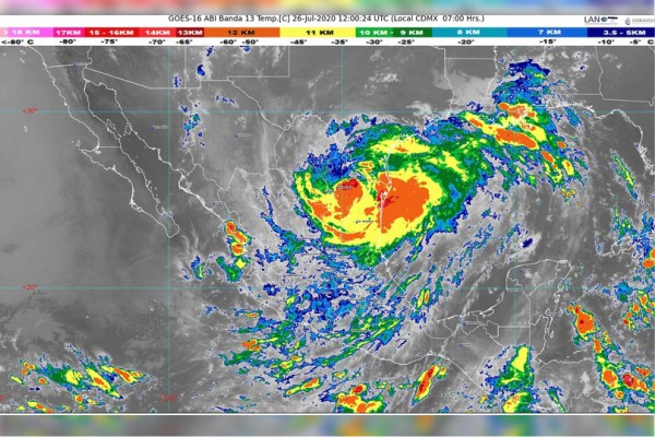 Huracán Hanna ocasionará lluvias torrenciales y fuertes vientos