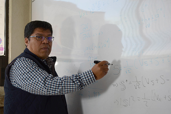 La BUAP, a la vanguardia en las nuevas tendencias en Teoría Cuántica de Campos
