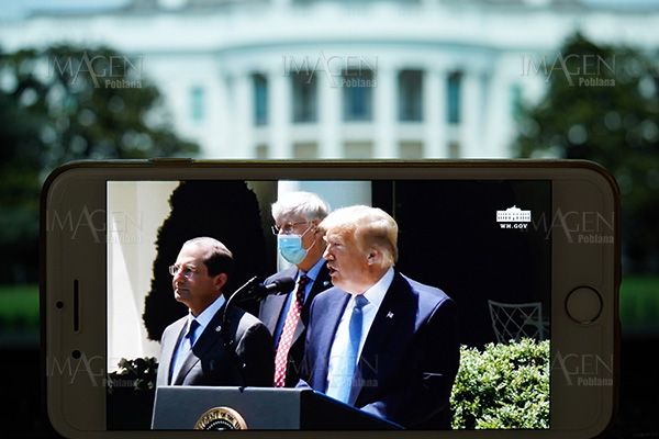 Trump dice que EU posiblemente suministrará la vacuna contra COVID-19 a otros países