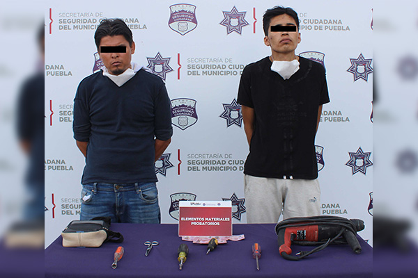 Poco duró el gusto a estos rateros, los capturaron calles adelante