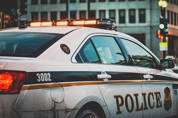 Otro caso de abuso policial: oficiales disparan y matan a hombre desarmado