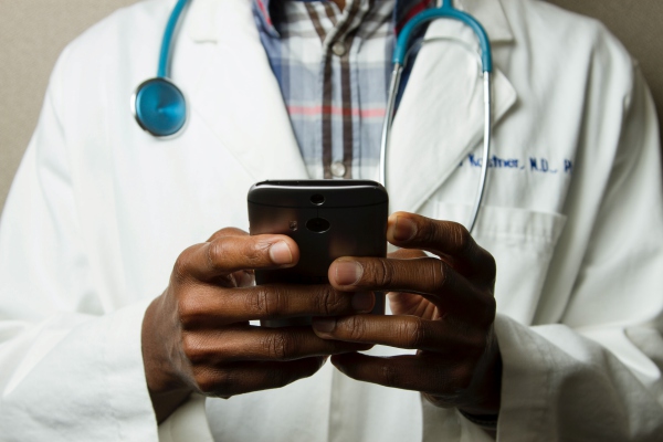 Expedientes clínicos electrónicos, la próxima innovación en salud