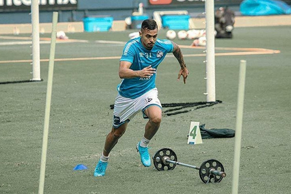 El Puebla, a punto de perder a Emanuel Gularte por falta de minutos