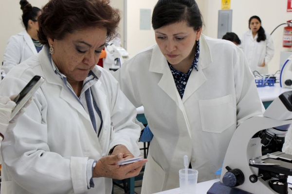 Investigadores BUAP buscan mejorar técnicas de reproducción asistida