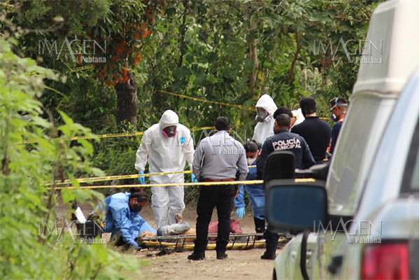 Encuentran cadáver maniatado y golpeado en una zanja
