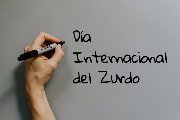 La fiesta de la mano izquierda