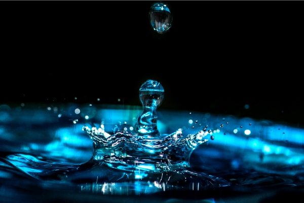 Científicos convierten agua de mar en potable en menos de 30 minutos