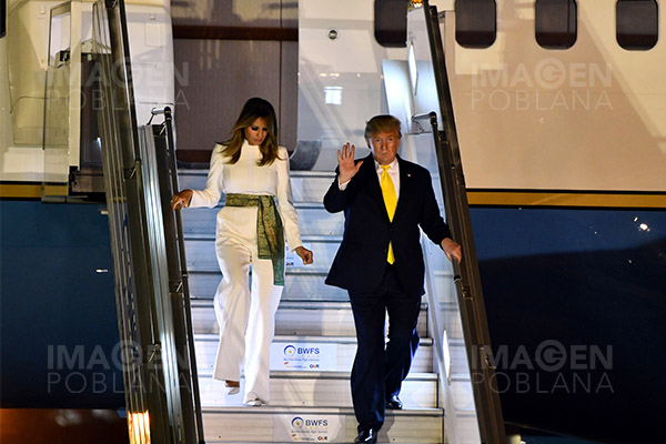 ¿Una crisis de familia? Melania vuelve a rechazar la mano de Donald Trump
