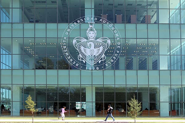 Pese a pandemia, la BUAP siguió avanzando