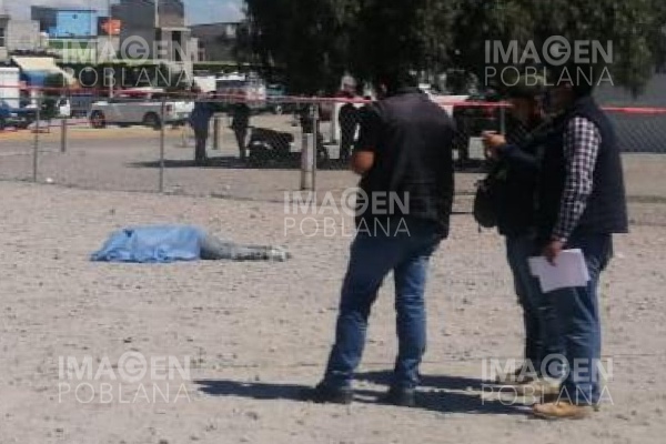 Turba lincha a sujeto acusado de intentar robar un vehículo