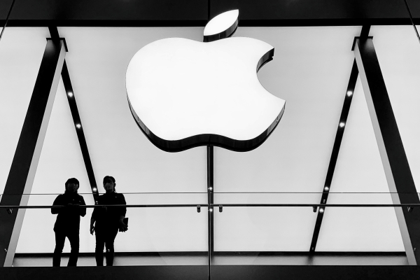 La compañía Apple alcanza un valor de dos billones de dólares