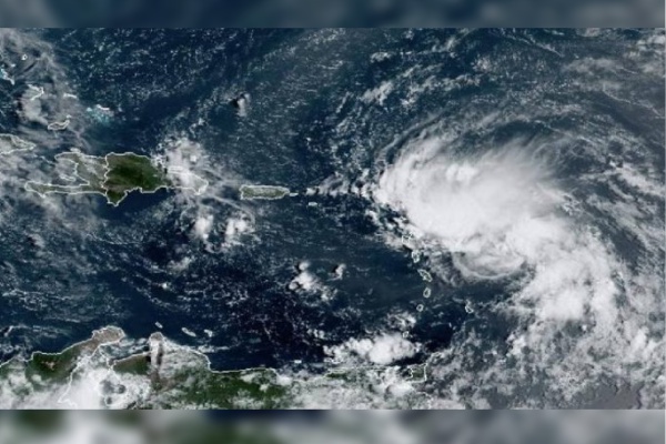 La tormenta Marco se convierte en huracán