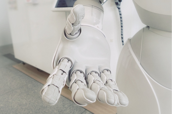 Asistencia robótica evita las caídas con ayuda de la inteligencia artificial
