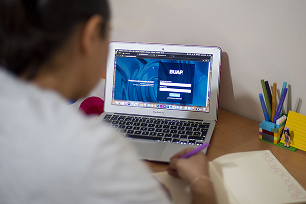Impulsa BUAP nuevas experiencias de aprendizaje a través de plataformas virtuales