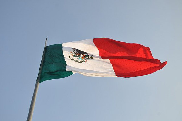 Los gigantes tecnológicos de Asia estudian trasladar su producción de China a México