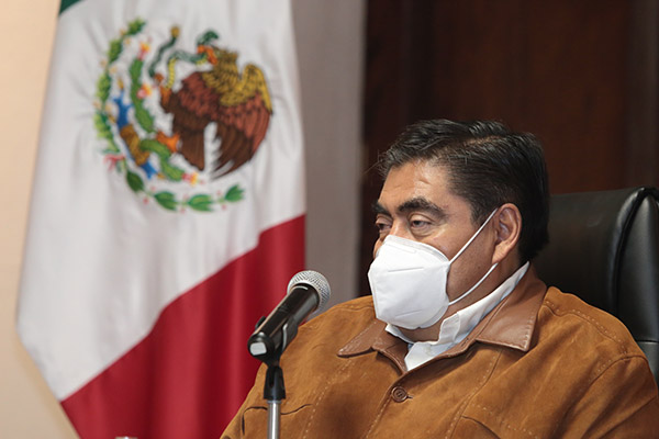 Fernando Manzanilla debe rendir cuentas: Barbosa