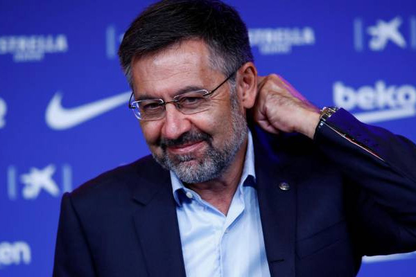 Fanáticos del Barcelona piden la renuncia de Bartomeu tras salida de Messi