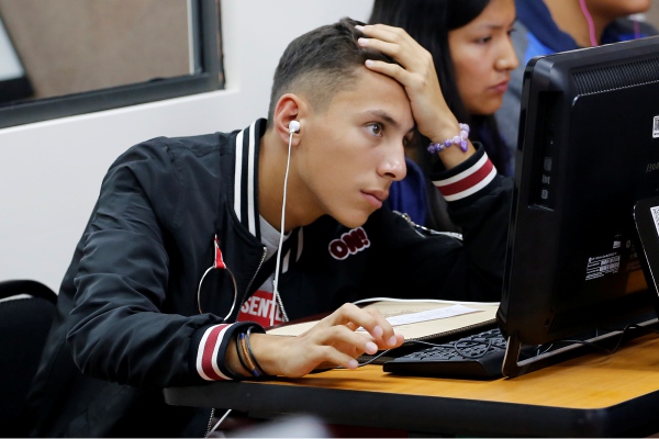Adolescentes, obligados por fin a tomar en serio la tecnología