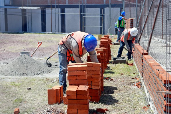 Construcción y manufacturas lideran actividad económica en México tras pandemia