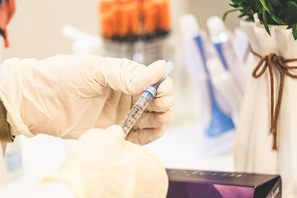 La inyección letal, el insólito experimento psicológico de los médicos estadounidenses