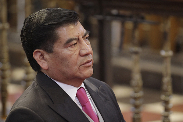 La suerte le sonríe a Mario Marín… por el momento