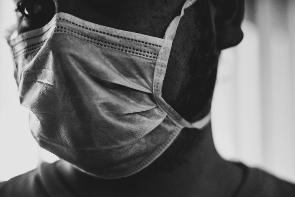 ¿Es posible convencer a quien no quiere usar mascarilla que lo haga?