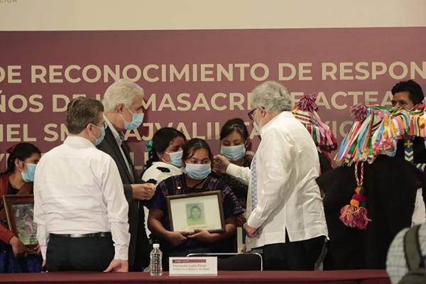 Gobierno ofrece disculpas por masacre de Acteal