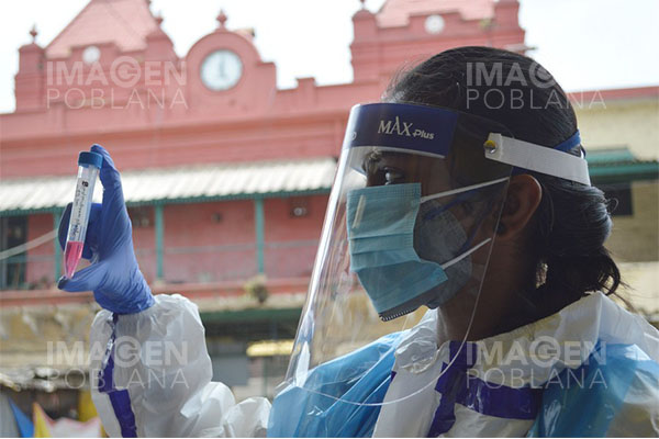 India registra aumento drástico de casos y fallecidos por COVID-19