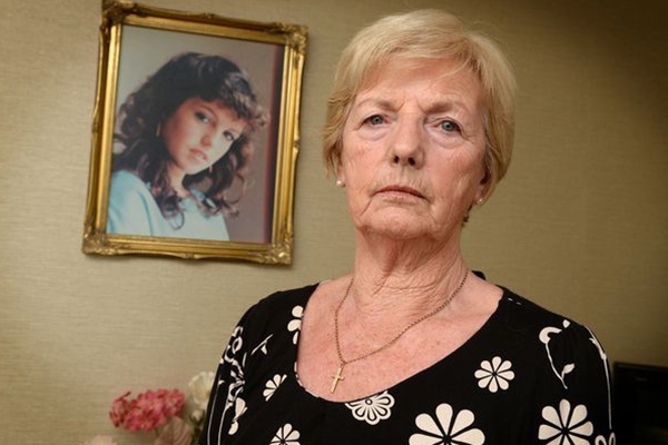 Mujer deberá pagar 50,000 dólares al asesino de su hija por impedir su liberación